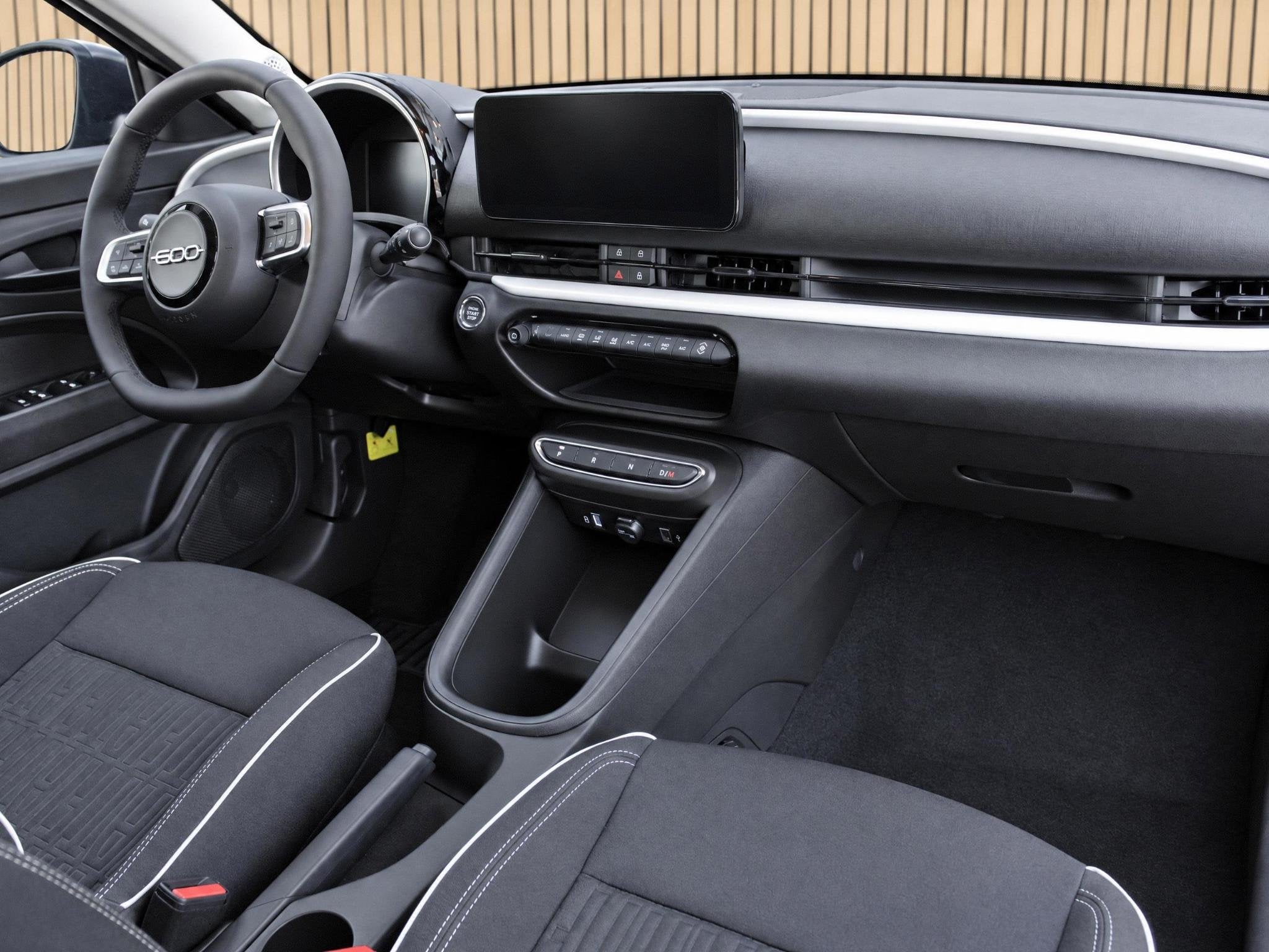 Fiat 600 1.2 Hybrid Icon VOORRAAD KORTING, Auto's, 12 maanden, Stof, Euro 6, 1199 cc
