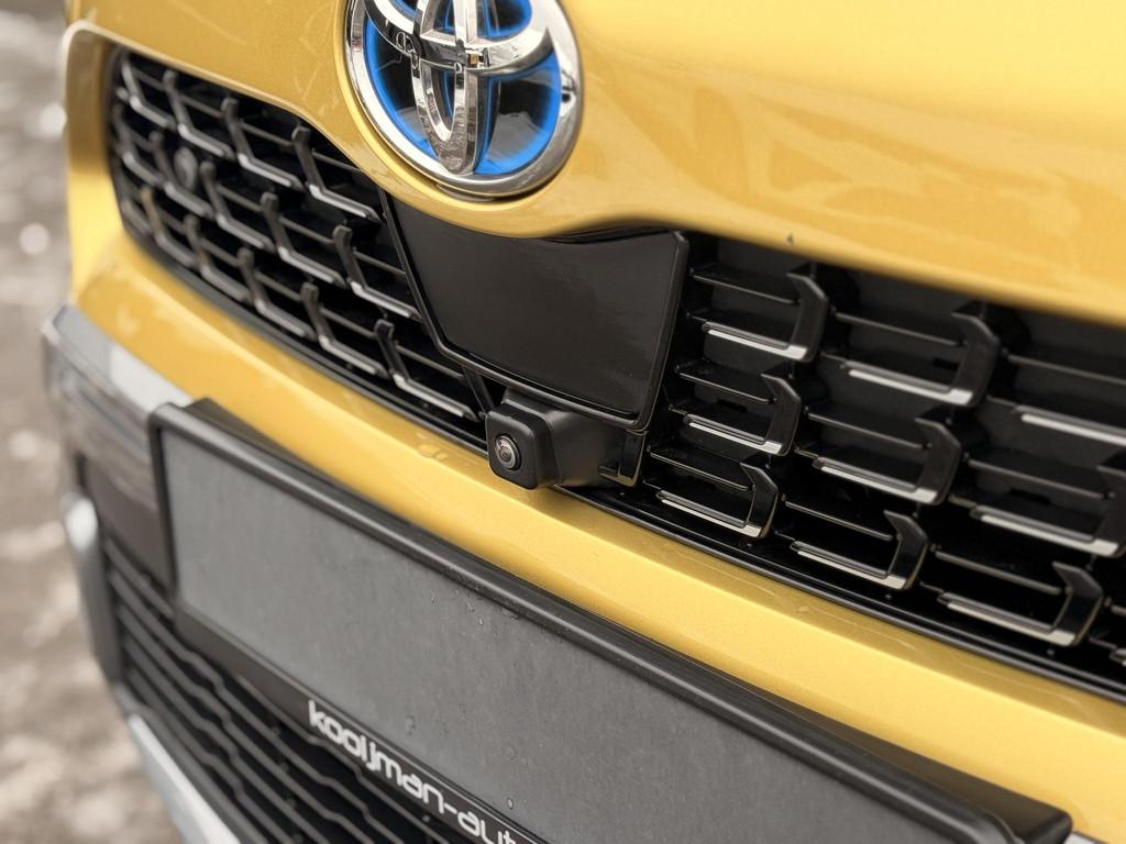 Toyota Yaris Cross 1.5 Hybrid Launch Edition AWD Panoramadak, Auto's, Toyota, Gebruikt, Euro 6, Overige kleuren, 116 pk