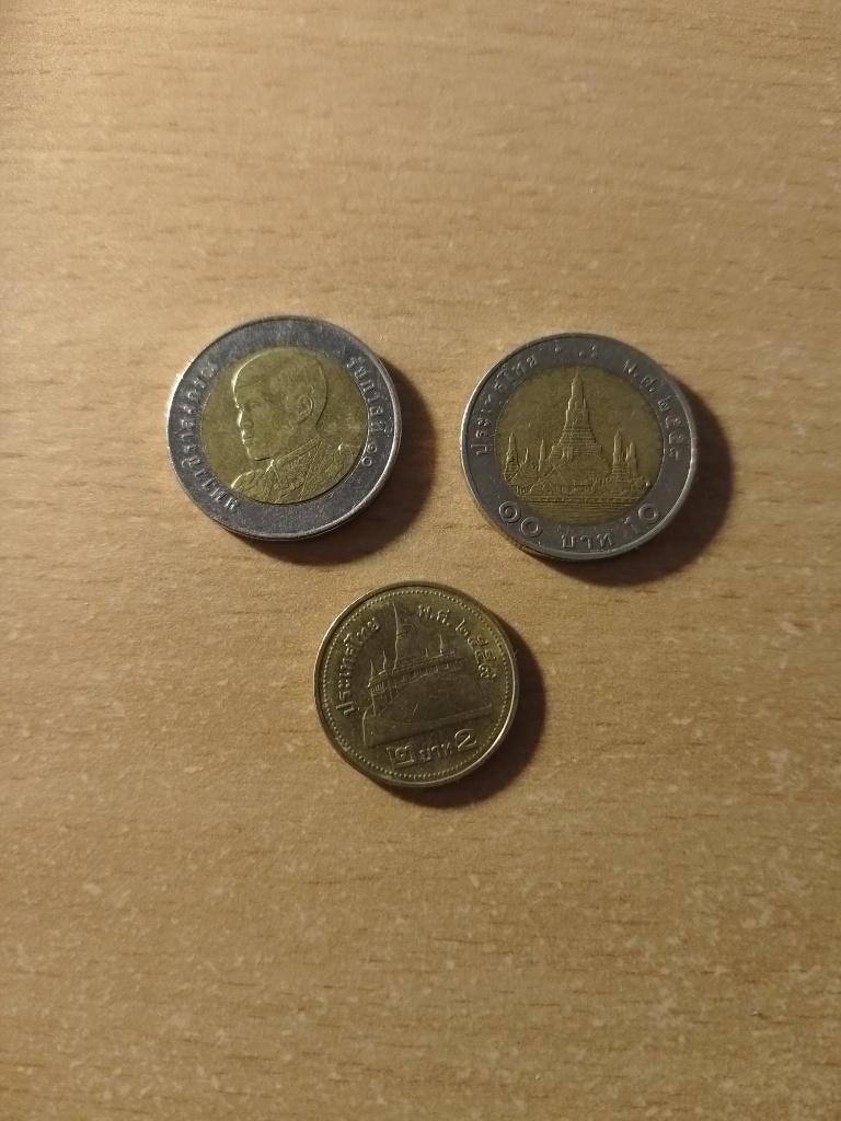 3 munten t.w.v. 22 Thaise Baht, Postzegels en Munten, Munten | Azië, Verzenden, Zuid-Azië
