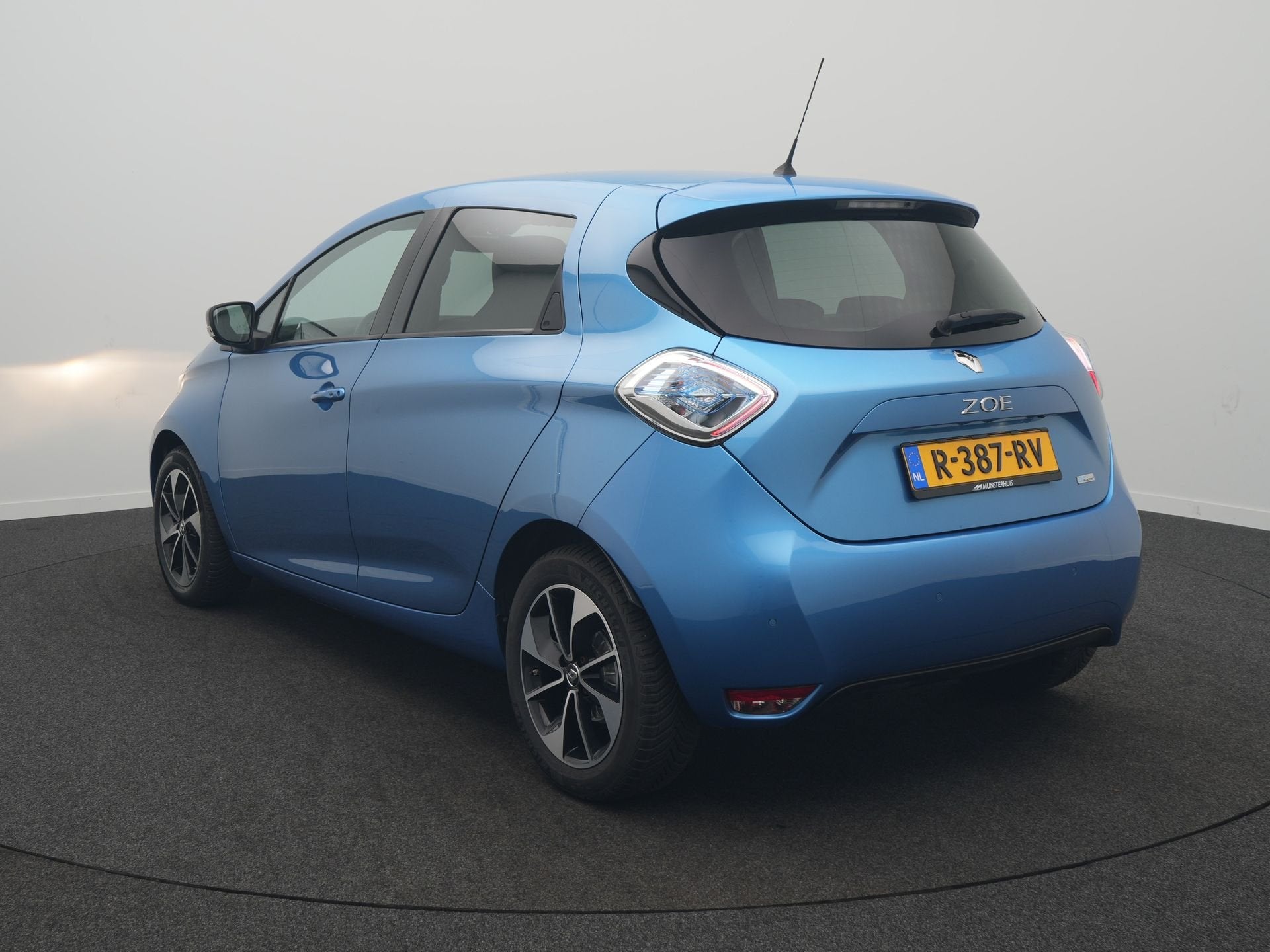 Renault ZOE R90 Intens 41 kWh (ex Accu) - RIJKLAARPRIJS - SO, Auto's, Renault, 12 maanden, Stof, Gebruikt, Zwart