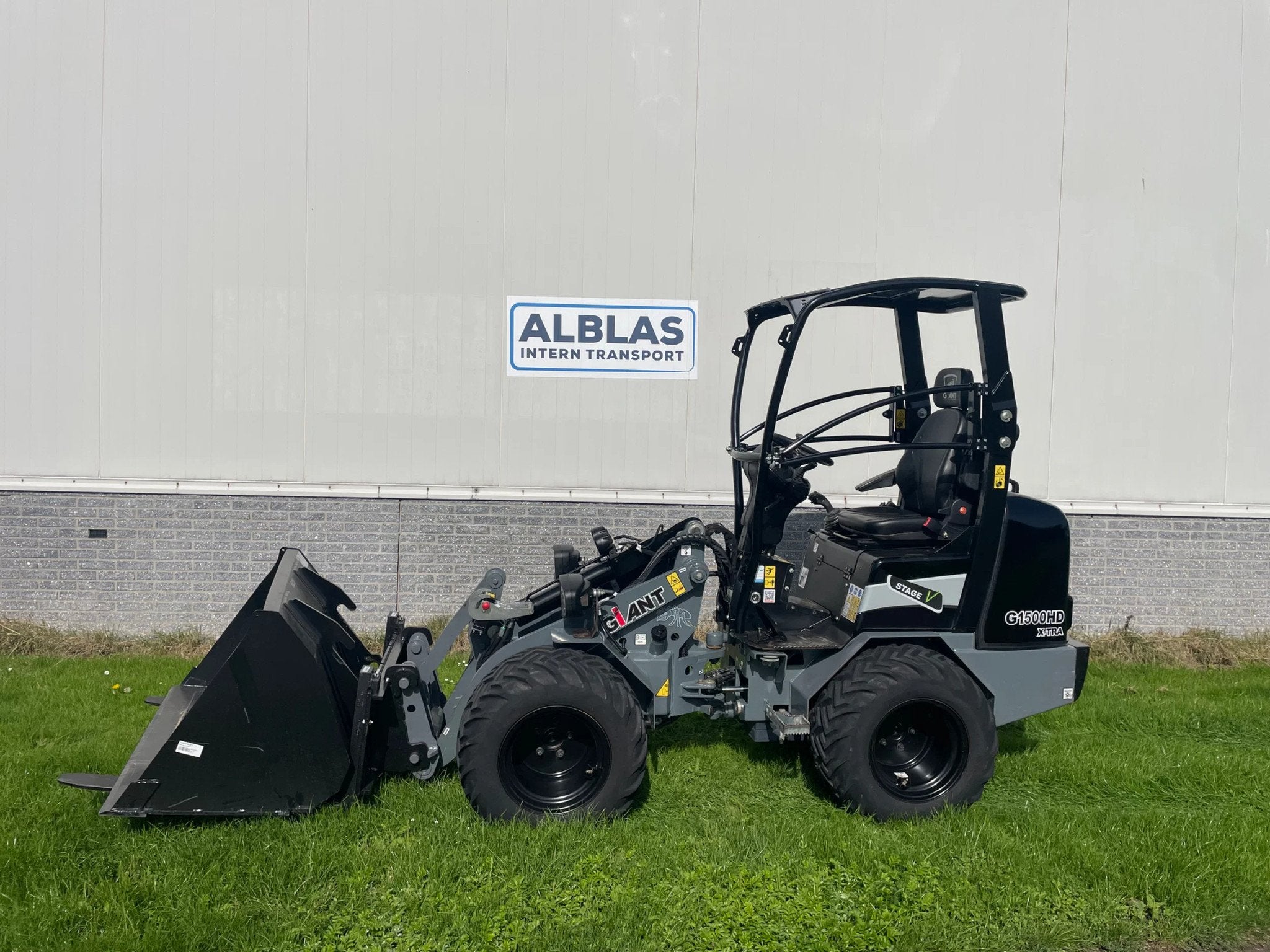 Giant G1500HD Xtra (bj 2015), Giant, Info@alblasinterntransport.nl, Heulweg 44
2295 KG  KWINTSHEUL, NL, Wiellader of Shovel