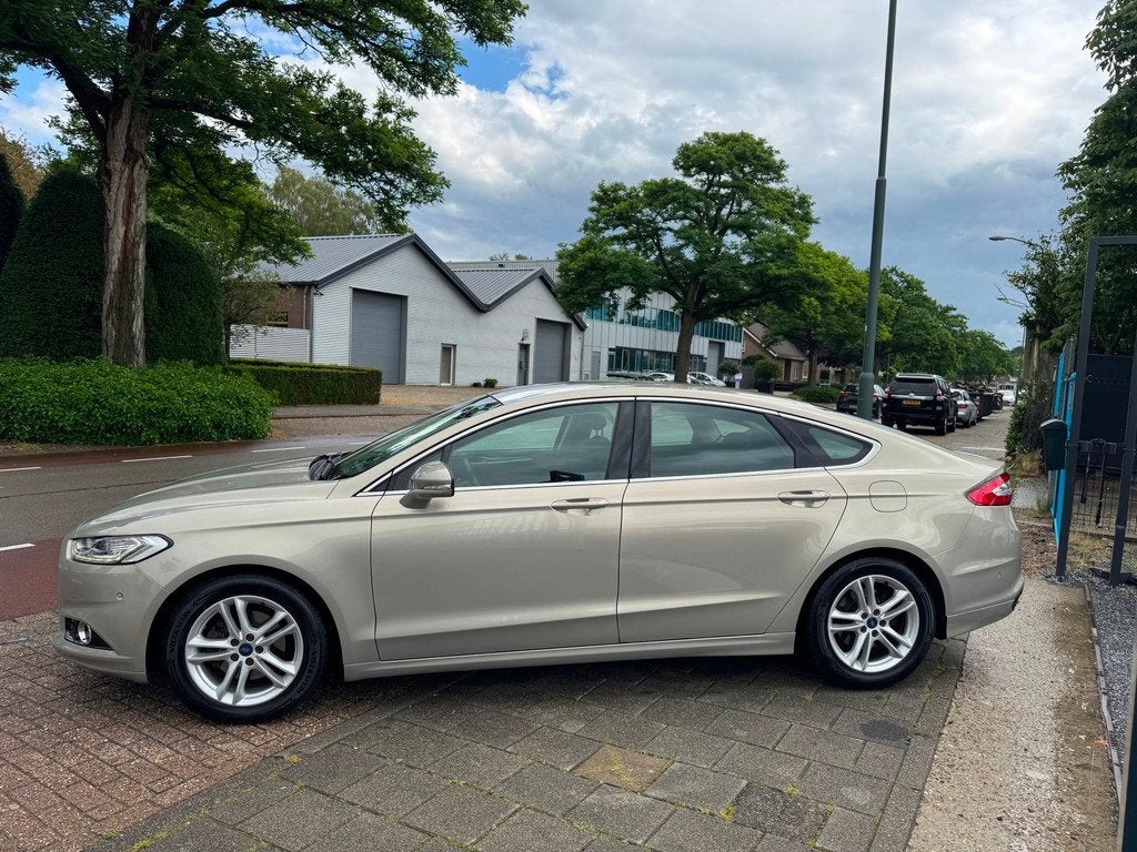 Ford Mondeo 2.0 Titanium Clima Elek Pakket Navi Led Cruise, Stof, 4 cilinders, Mondeo, Bedrijf
