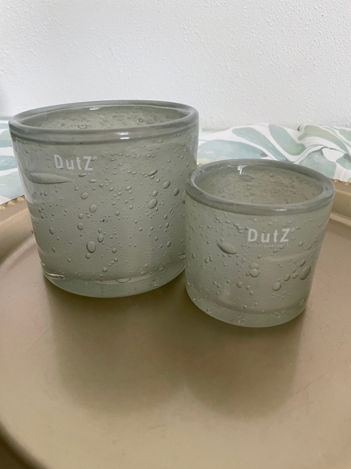Twee glazen DUTZ waxine houders grijs €10,00, Ophalen of Verzenden