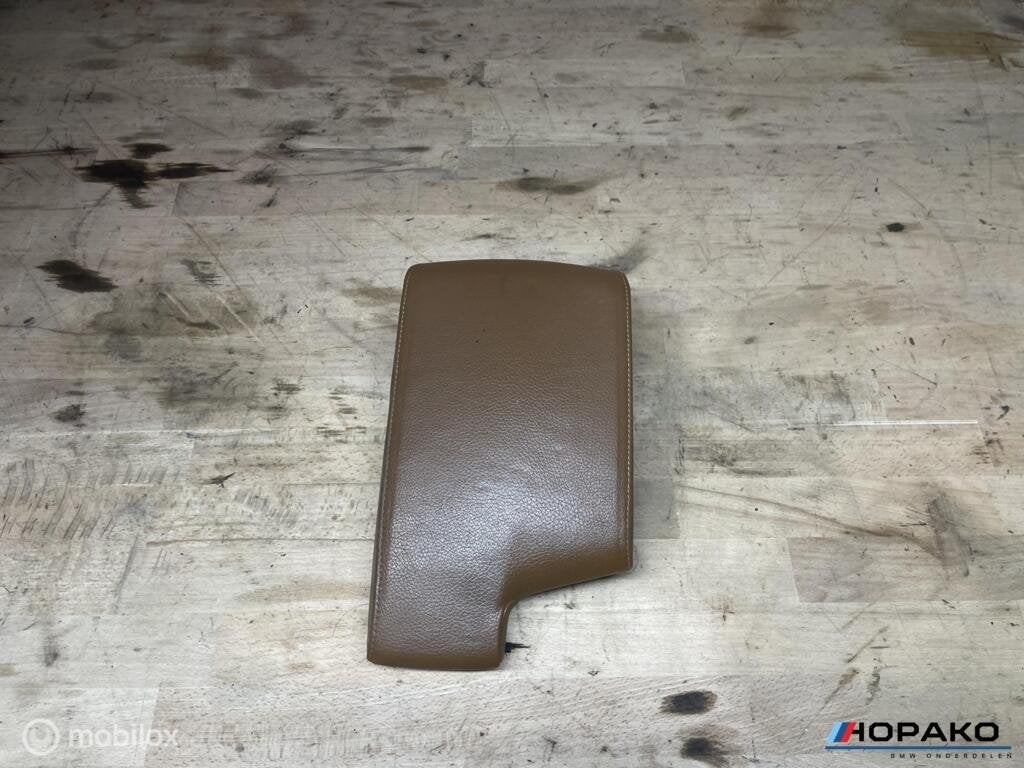 Armsteun leder BMW 3 serie E90 E91 E92 E93 |lichtbruin, Auto-onderdelen, Interieur en Bekleding, Gebruikt, Einsteinlaan 5 rijswijk