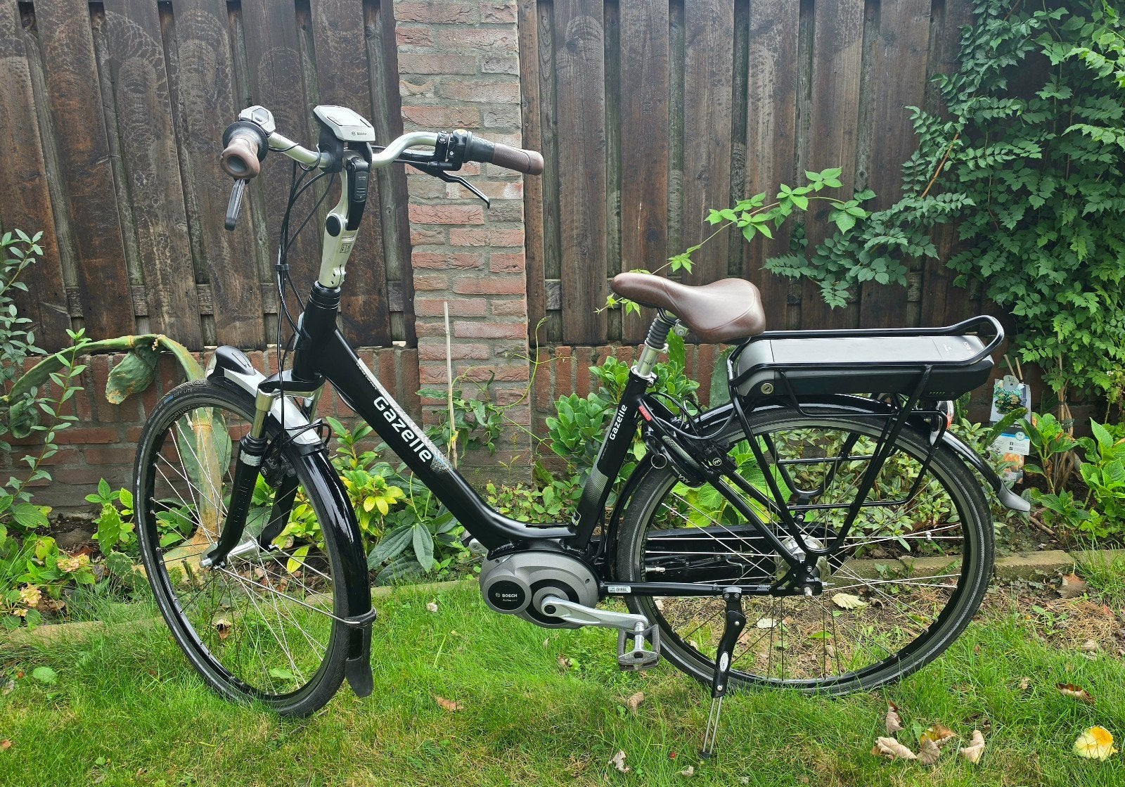 Elektrische damesfiets. Gazelle Orange. Bosch Middenmotor., Ophalen of Verzenden, Zo goed als nieuw, 47 tot 51 cm, 50 km per accu of meer