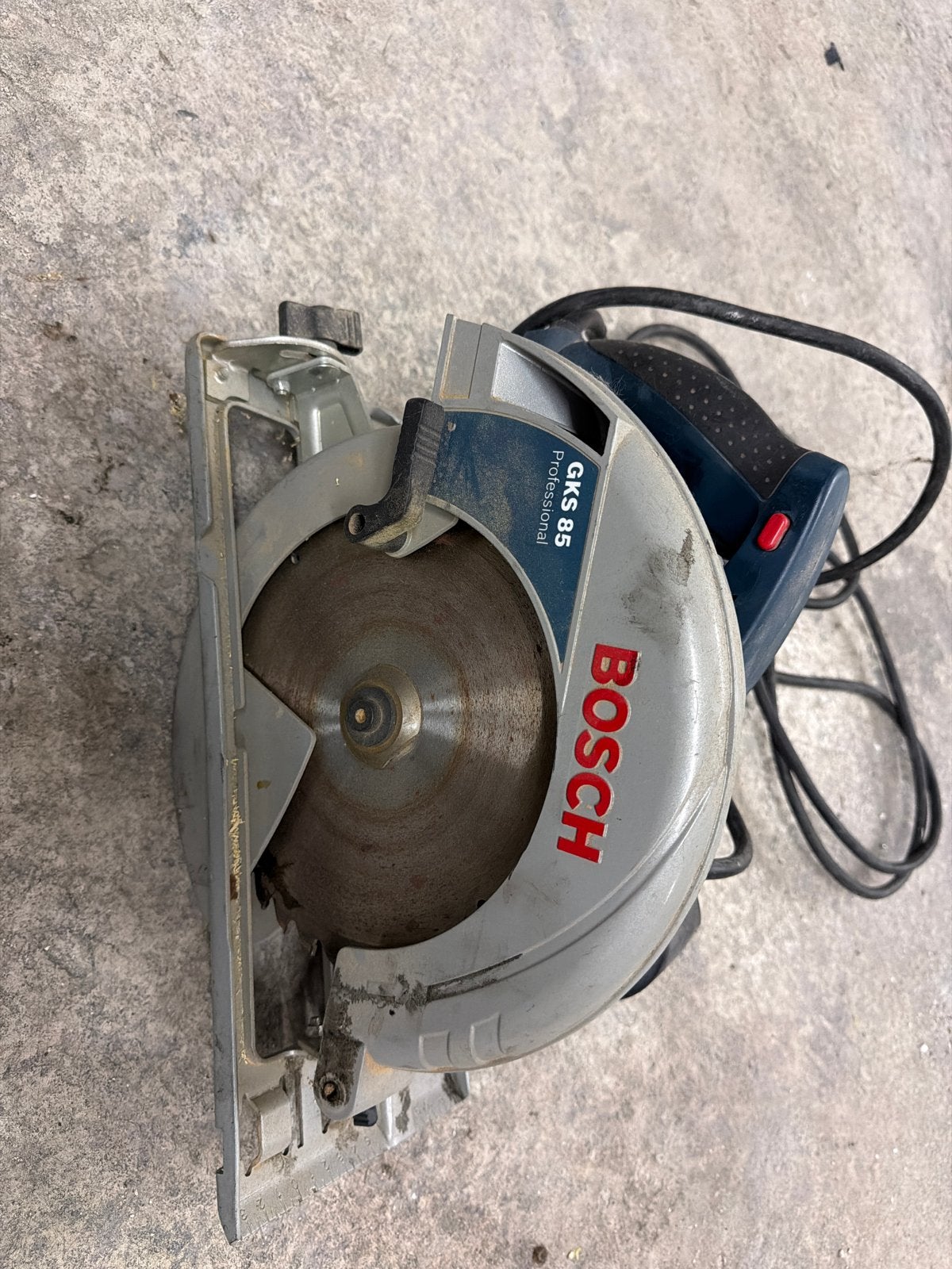 Bosch GKS 85 Professional Cirkelzaag - Krachtig en Betrouwba, Ophalen, Gebruikt, Cirkelzaag, 70 mm of meer