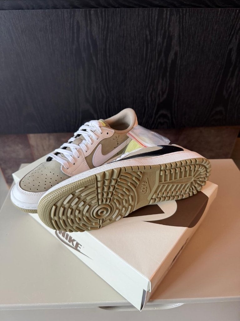 Travis Scott golf 1125-, maat 41, Overige kleuren, Nieuw, Ophalen of Verzenden, Sneakers of Gympen