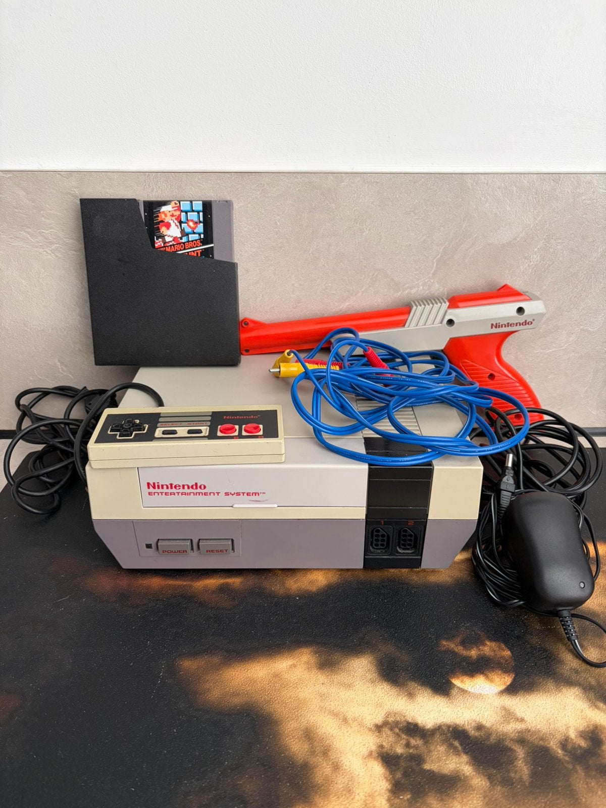 Nintendo Entertainment System NES compleet, Ophalen of Verzenden, Gebruikt, Met 1 controller, Met zapper/pistool