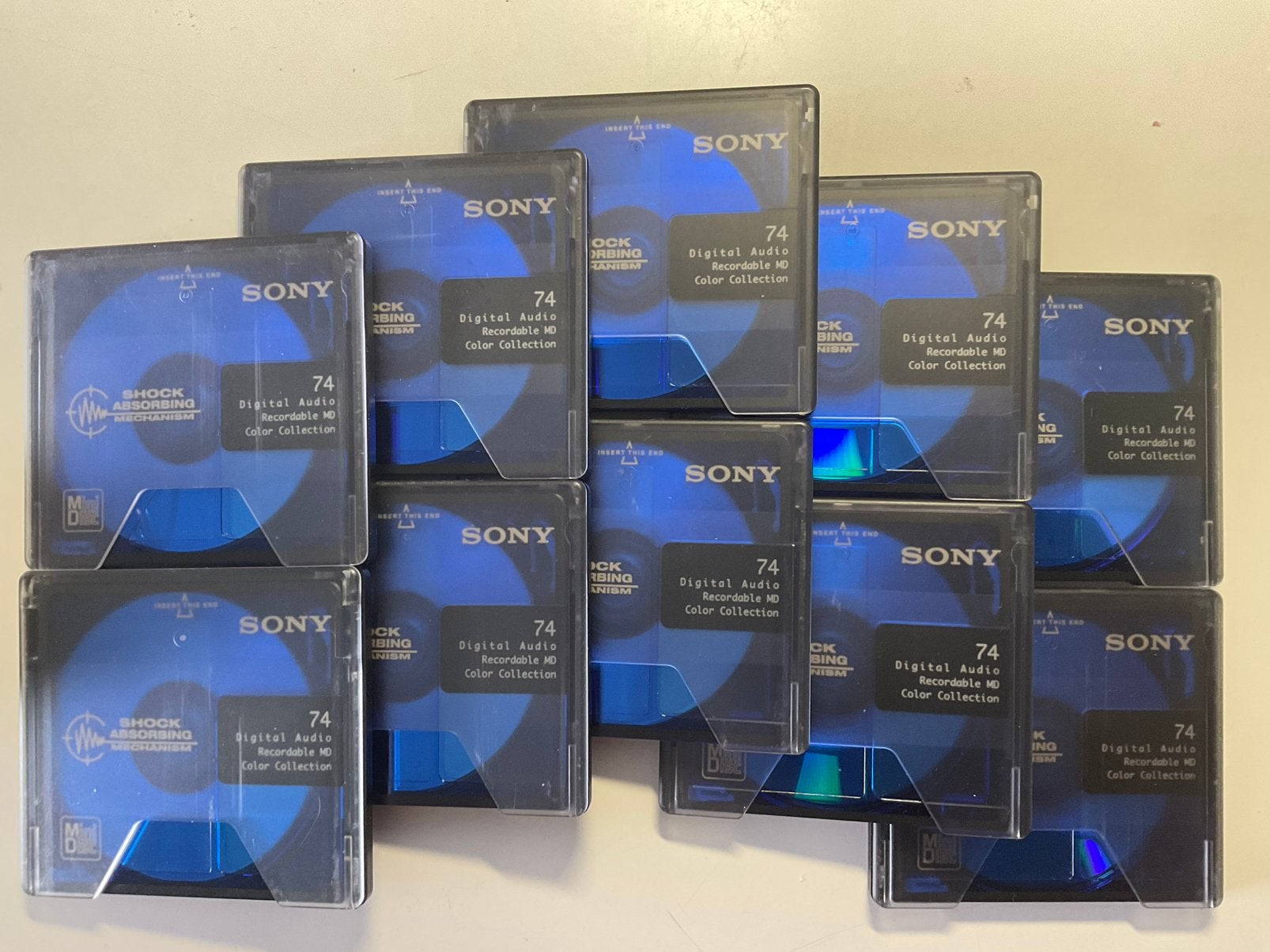 Minidisc’s  SONY COLOR COL. BLAUW 10x als nieuw 74 minuten, Ophalen of Verzenden, Discman