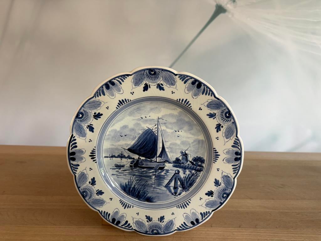 Prachtig vintage Royal Delft Dutch handpainted Plate, Ophalen of Verzenden