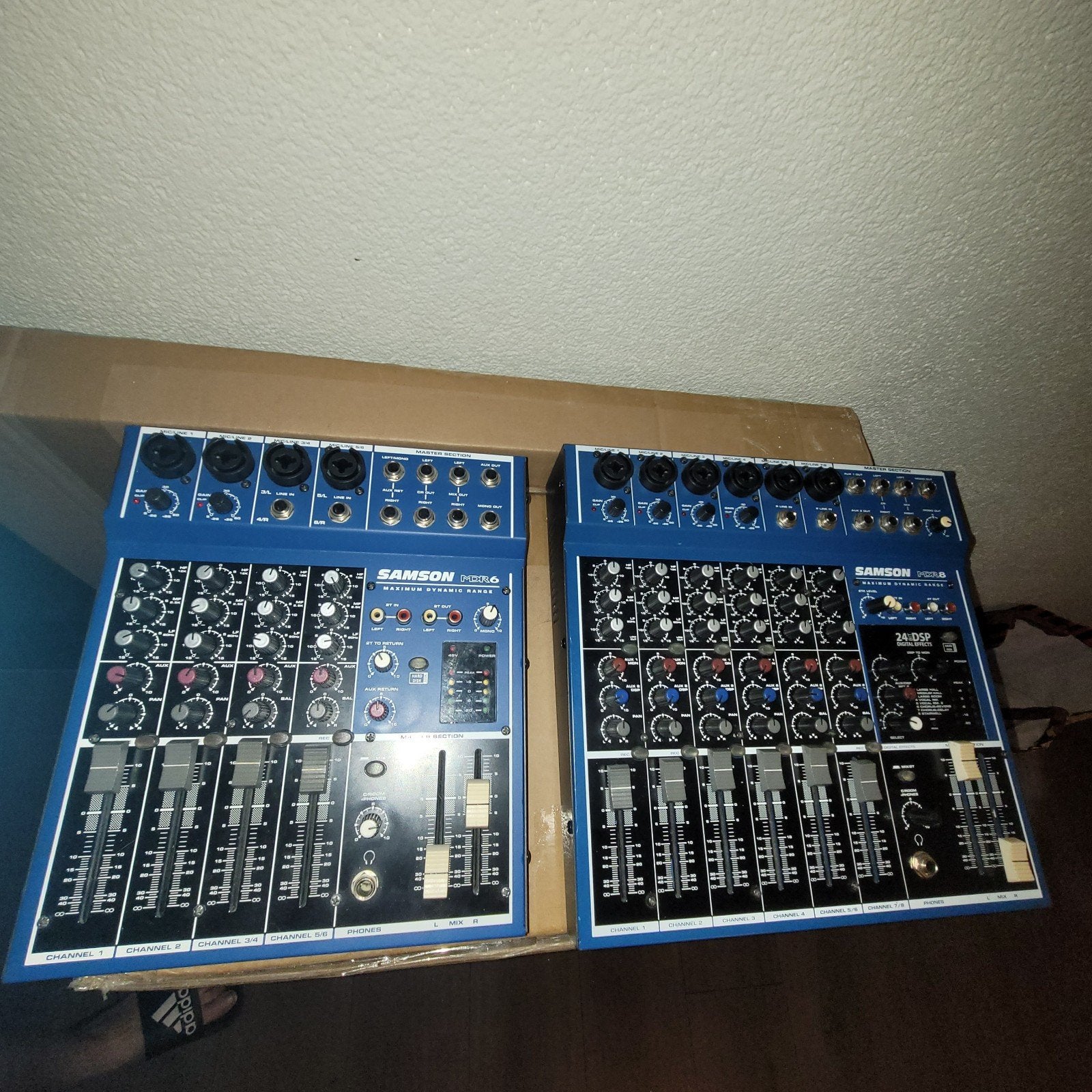 6 & 8 kanaals mixer Samson MDR, Ophalen of Verzenden