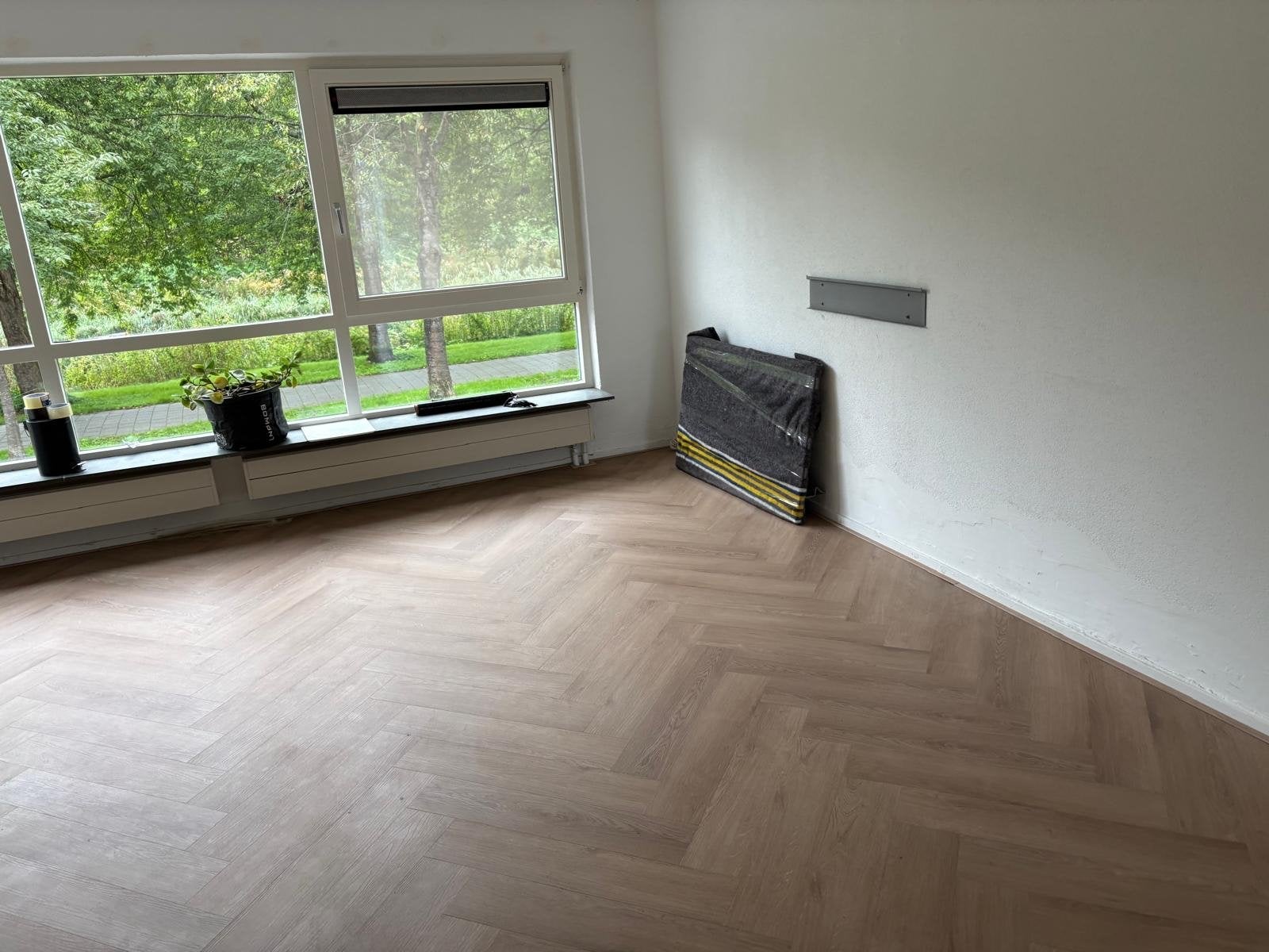 Visgraat click laminaatvloer+  ondervloer- Zo goed als nieuw, Ophalen, 50 tot 150 cm, Zo goed als nieuw, 10 m² of meer