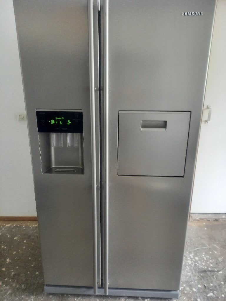 Samsung Amerikaanse koelkast met HomeBar, Ophalen, Gebruikt, 200 liter of meer, 60 cm of meer