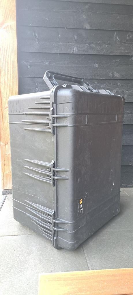 Pelican Peli 1660, Muziek en Instrumenten, Behuizingen en Koffers, Ophalen of Verzenden, Gebruikt, Overige instrumenten