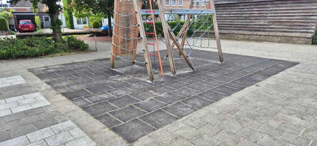 Rubberen tegels voor speelplaats of terras, Tuin en Terras, Gebruikt, Rubber, Ophalen of Verzenden, 10 m² of meer