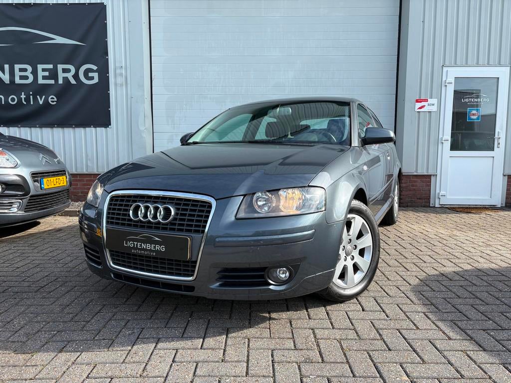 Audi A3 1.8 TFSI Ambition Pro Line AUTOMAAT/LEER/CLIMA/STOEL, Gebruikt, 4 cilinders, 700 kg, Leder