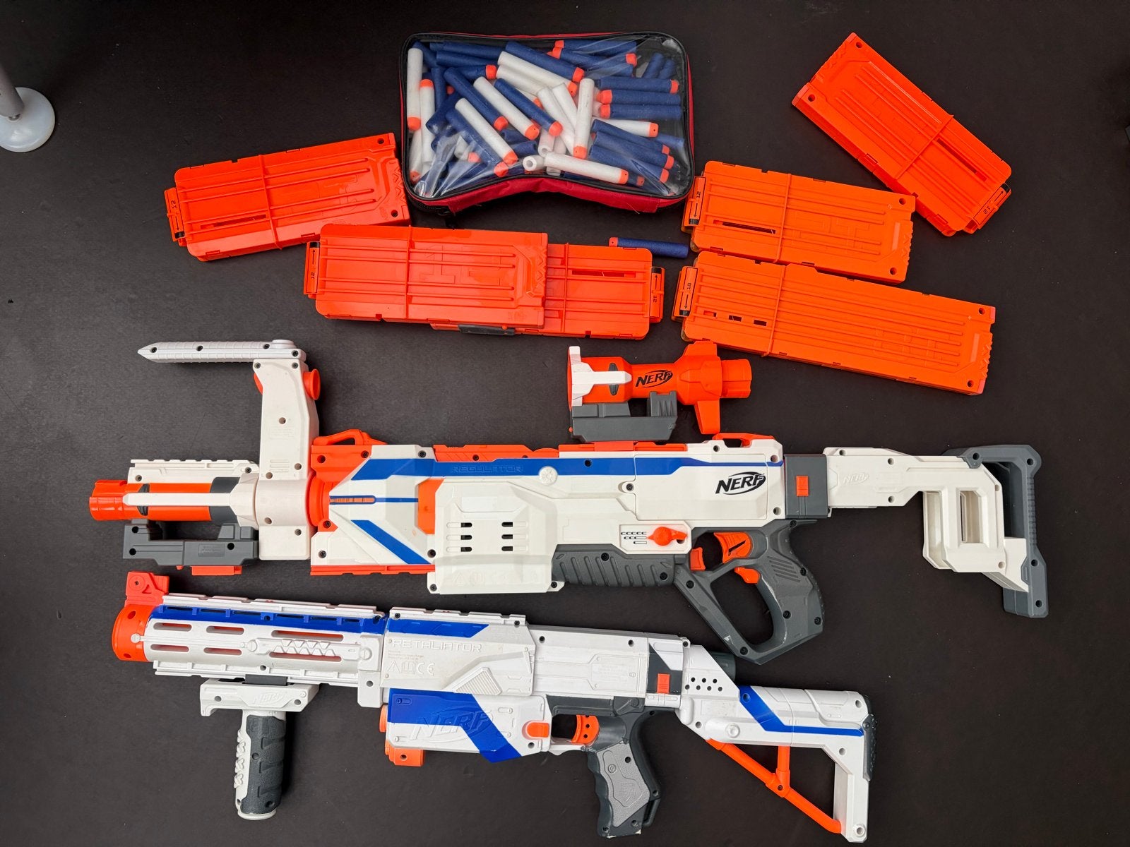 Nerf geweren met accessoires en pijltjes, Ophalen, Gebruikt, Jongen of Meisje