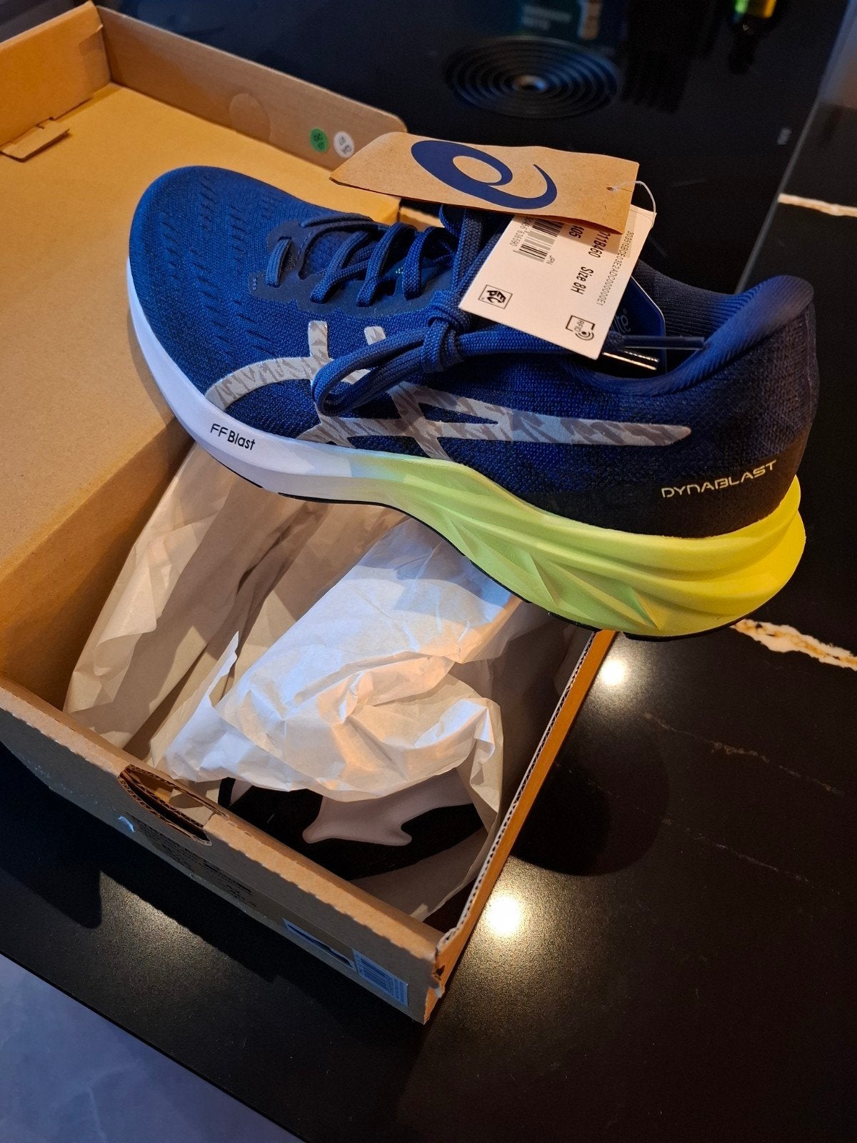 Nieuwe ASICS Dynablast hardloopschoenen maat 42, Blauw, Sportschoenen, Nieuw, Ophalen of Verzenden