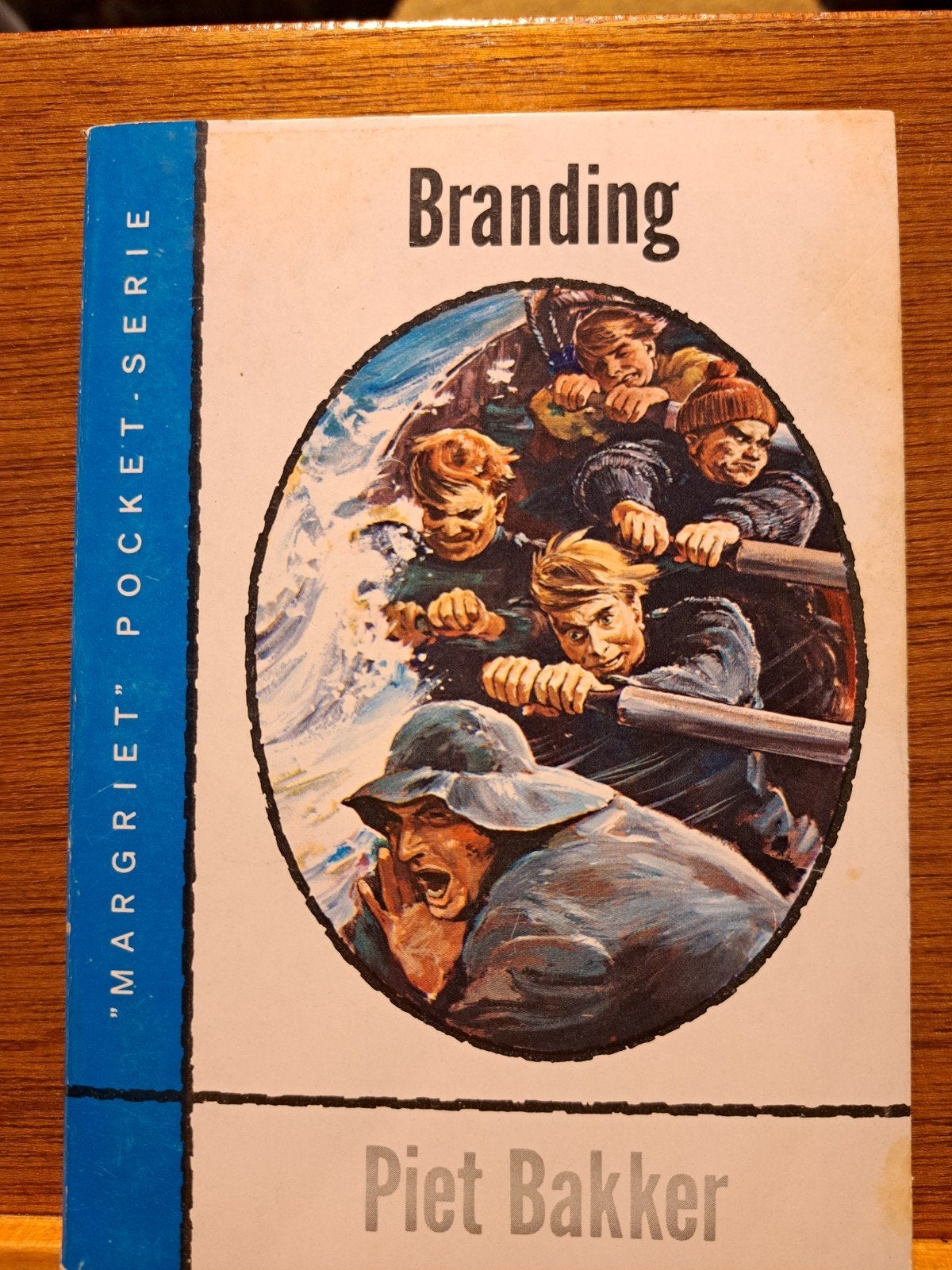 Branding - Piet Bakker (Margriet Pocket Serie), Ophalen of Verzenden, Gelezen, Piet Bakker