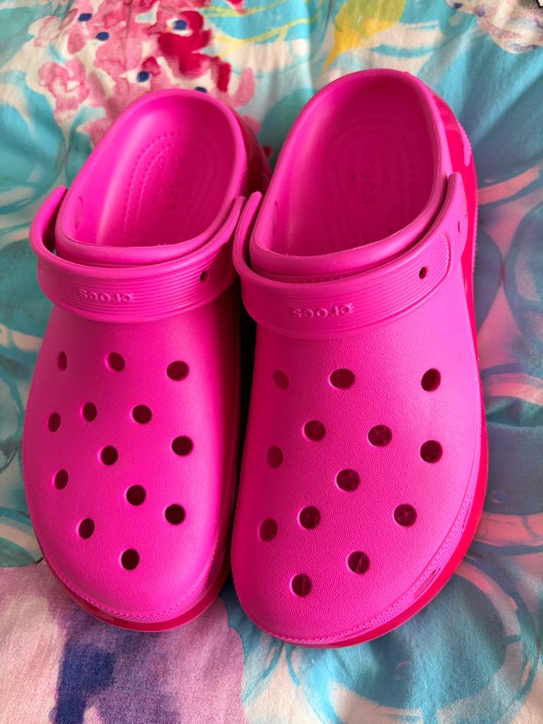 Nieuwe plateau crocs maat 43 10/12, Instappers, Nieuw, Ophalen of Verzenden, Roze