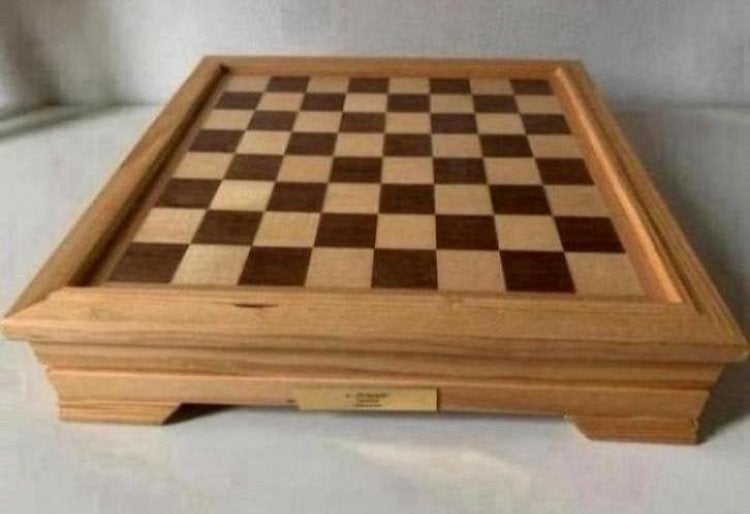 Houten kistje:schaken, dammen,poker,backgammon Cribbage domi, Ophalen of Verzenden, Nieuw