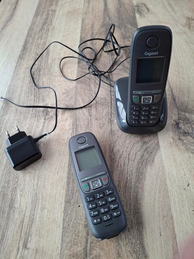 Gigaset draadloze telefoons met oplader, Ophalen of Verzenden