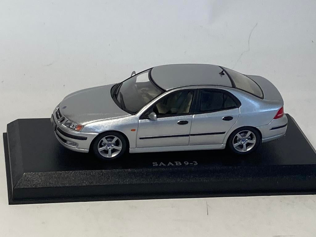 Saab 9-3 Sedan 2002 Metallic Silver, Ophalen of Verzenden, Zo goed als nieuw, Auto, Overige merken