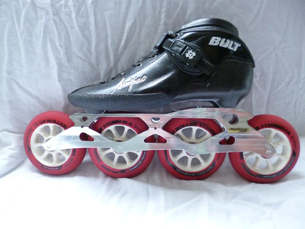 Luigino bolt /  Powerslide double-x 4x110mm., Ophalen of Verzenden, Zo goed als nieuw, Inline skates 4 wielen, Powerslide