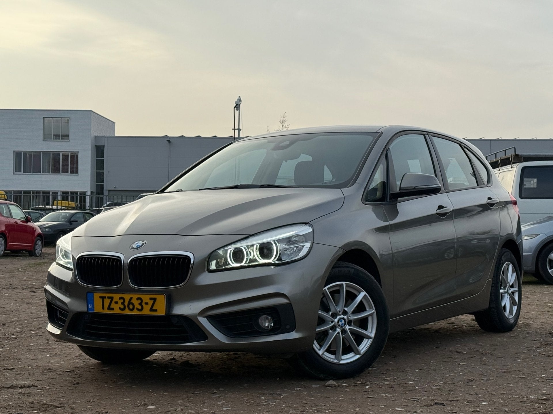 BMW 2-serie Active Tourer 218i High Executive/AUTOMAAT/LED, Auto's, 136 pk, Gebruikt, Euro 6, Leder