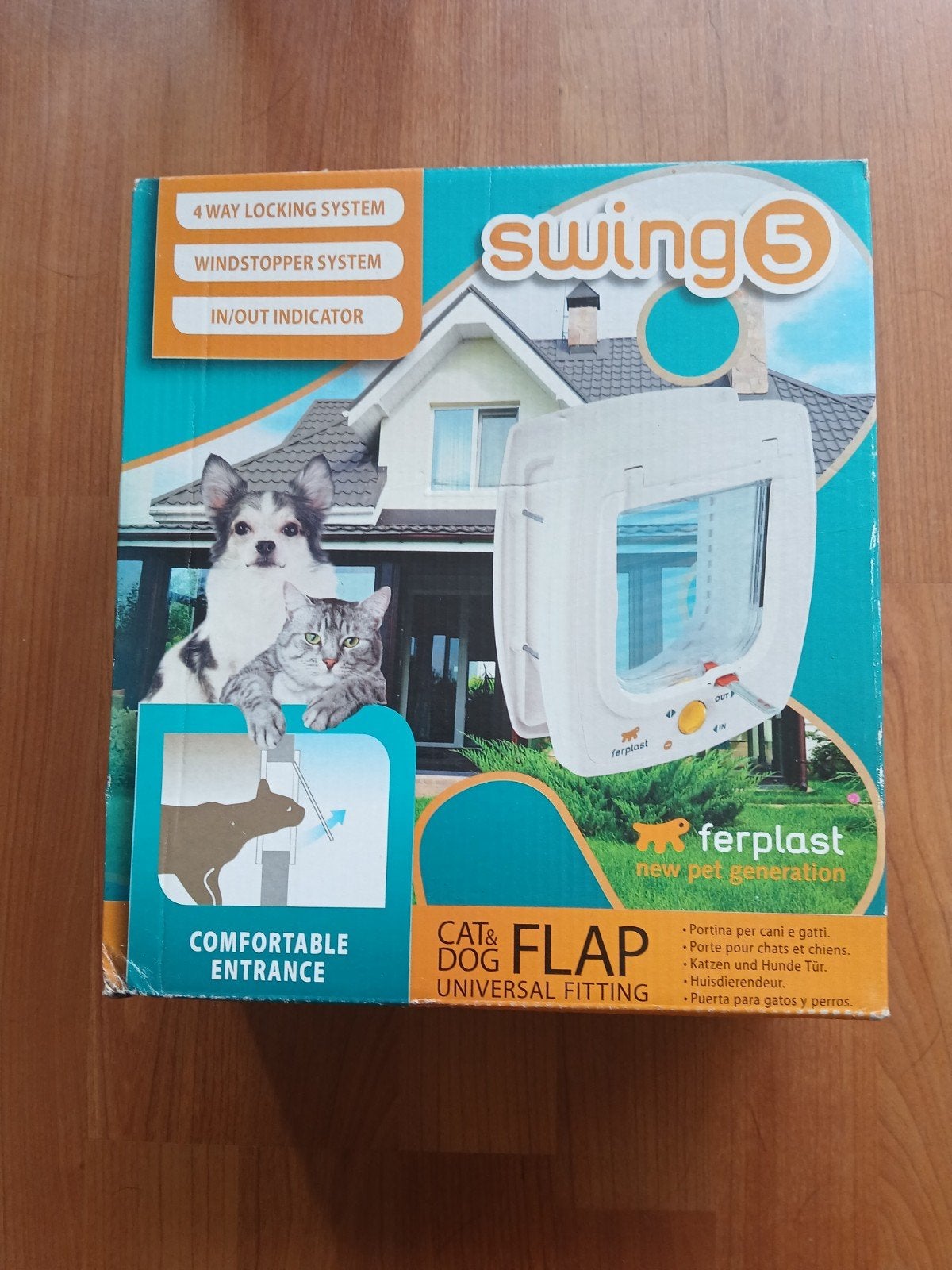 Nog niew in doos kattenluik Ferplast swing 5, Ophalen of Verzenden, Nieuw