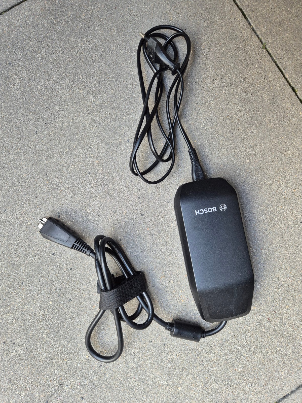 Bosch eBike Acculader BPC3200 - Zo goed als nieuw, Zo goed als nieuw