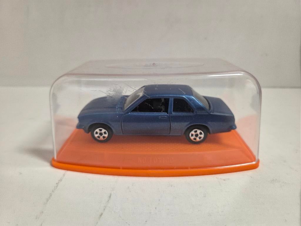 Guiloy Opel Ascona 1:43, Hobby en Vrije tijd, Modelauto's | 1:43, Overige merken, Auto, ., Ophalen of Verzenden