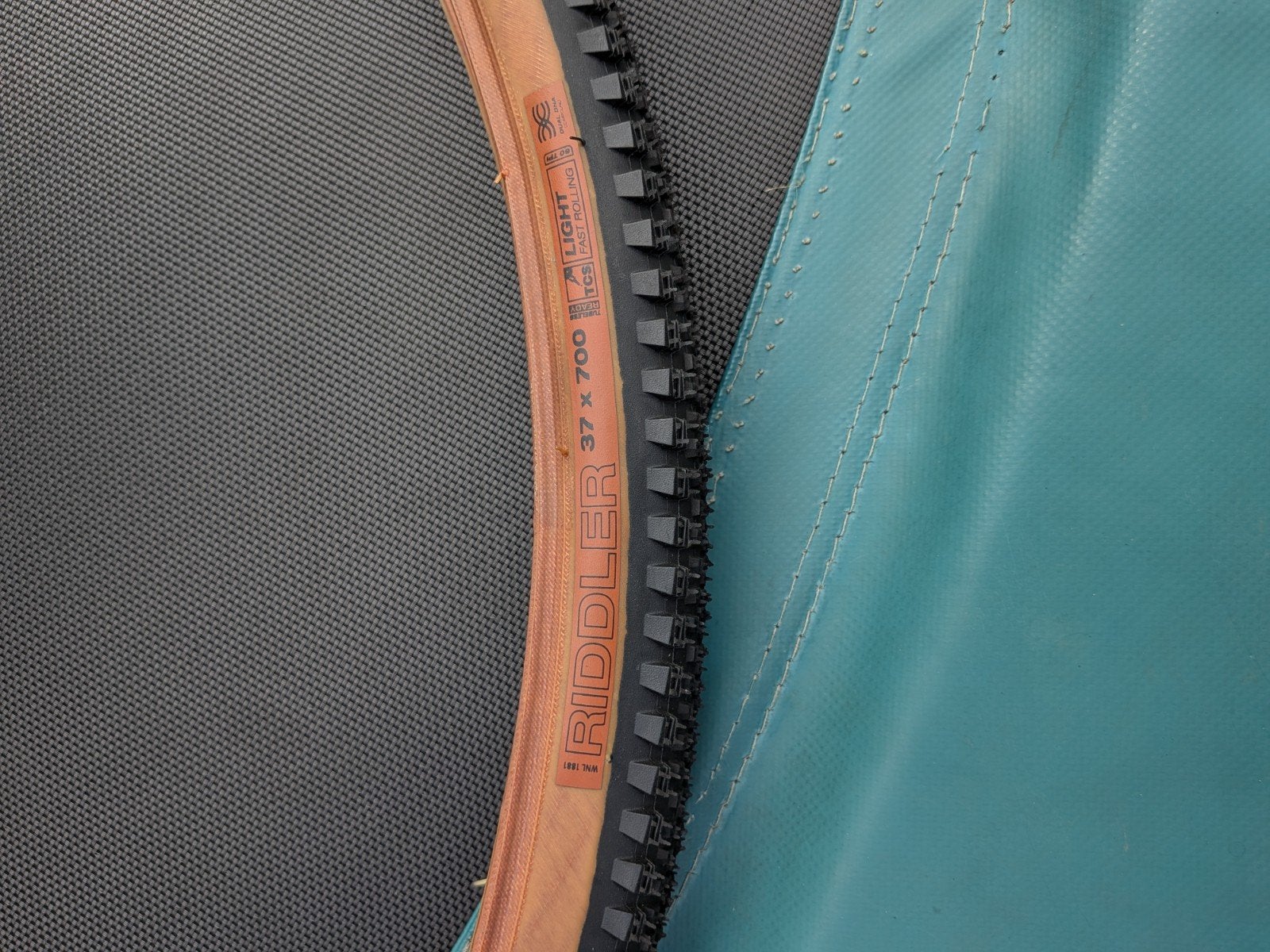 2 x WTB Riddler buitenband nieuw  Maat 37x 700, Fietsen en Brommers, Fietsonderdelen, WTB, Band, Nieuw, Ophalen of Verzenden