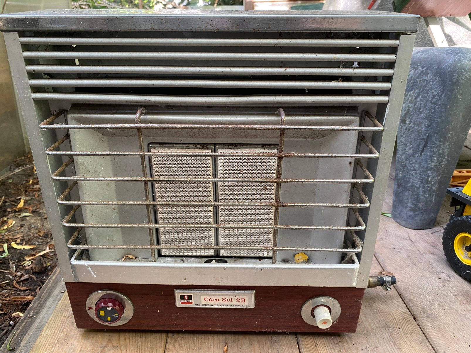 Vintage infrarood gaskachel Cara Sol 2B – Alvima (Spanje), Ophalen, Gebruikt, Gas, Hangend