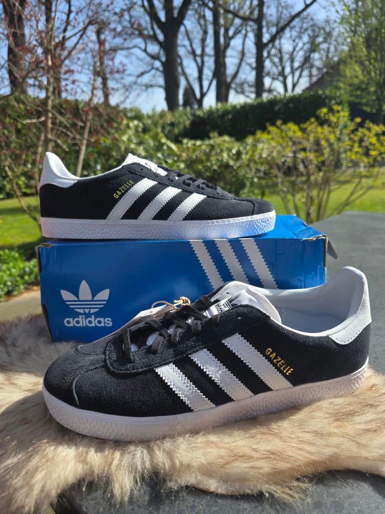 Adidas Gazelle schoenen maat 38 2/3, Ophalen of Verzenden