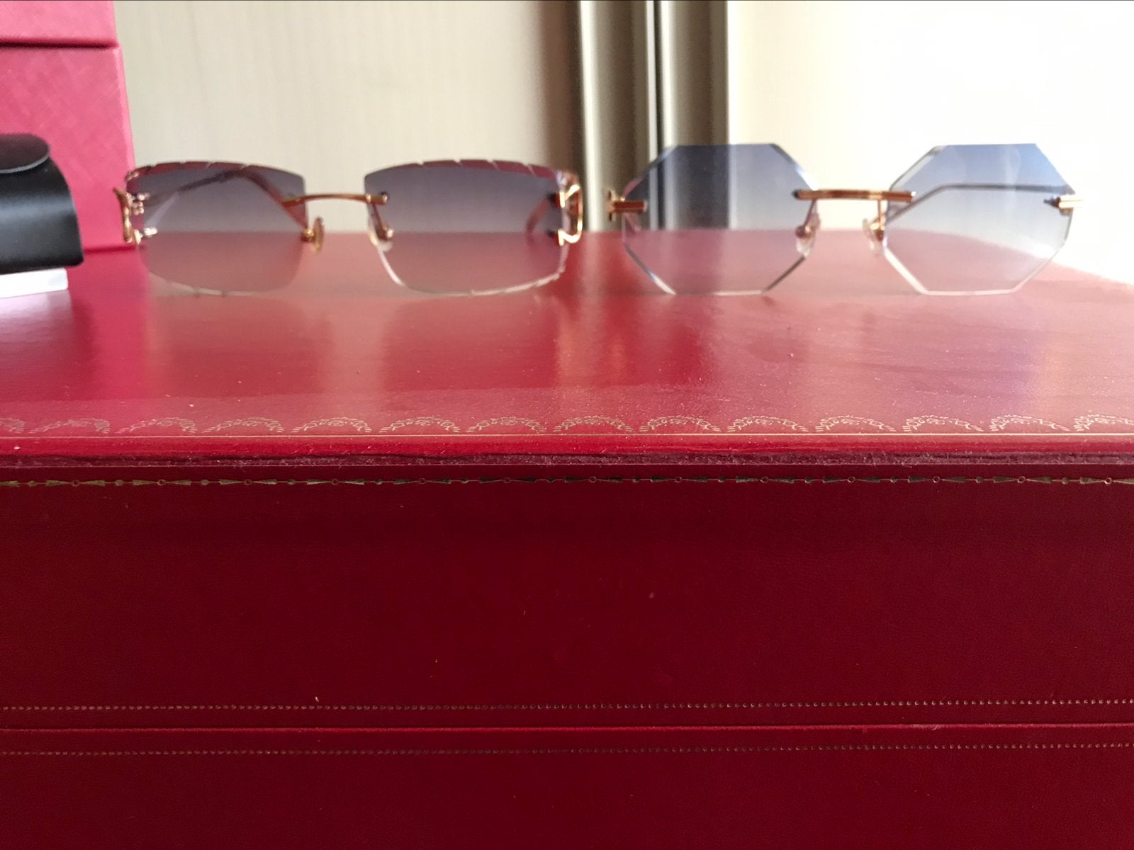 2 Cartier zonnebrillen classic 2 modellen samen 400, Overige merken, Zonnebril, Overige kleuren, Ophalen of Verzenden