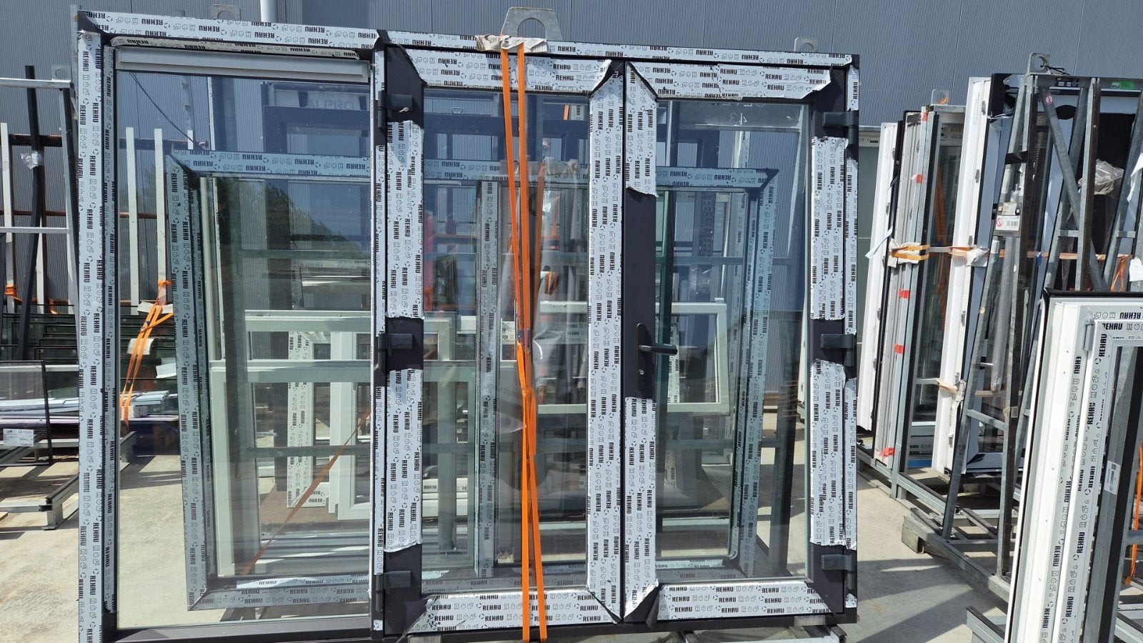 Rehau kozijn met zijlicht, antraciet/wit, gelaagd glas, Ophalen