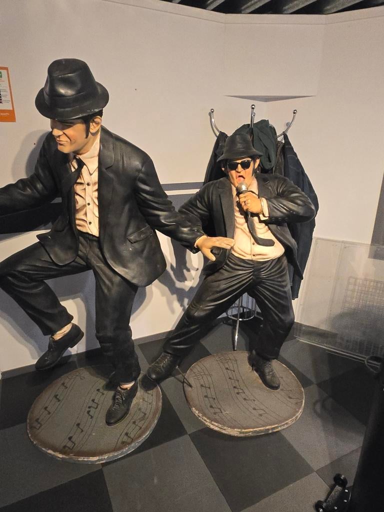 Blues Brothers Beelden - 180cm hoog, Antiek en Kunst, Ophalen, Groep mensen, Kunststof, Handgemaakt