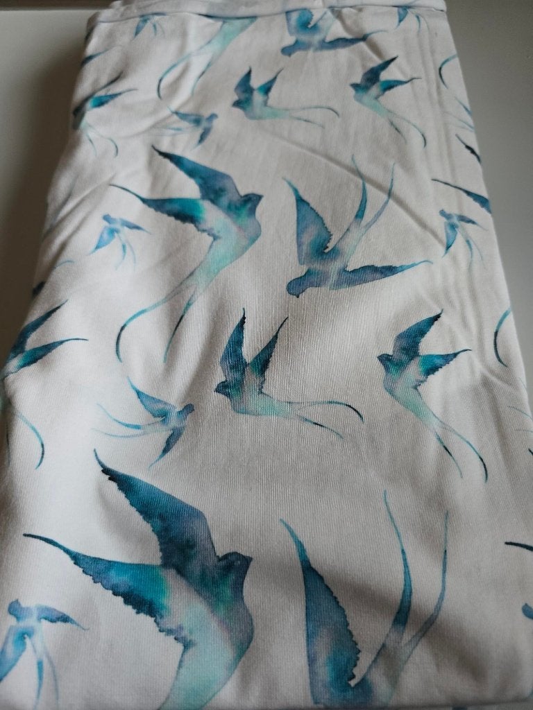 katoen tricot wit blauw zwaluw, Blauw, 120 cm of meer, Ophalen of Verzenden, Katoen