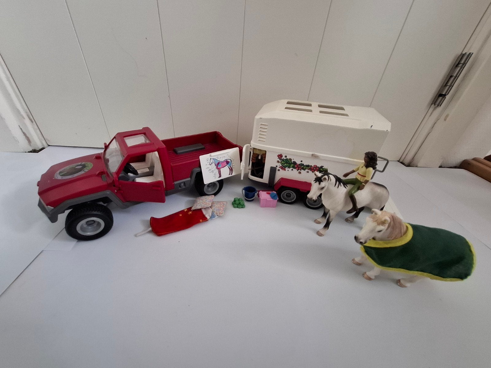 Schleich pick-up met paardentrailer, Ophalen, Gebruikt