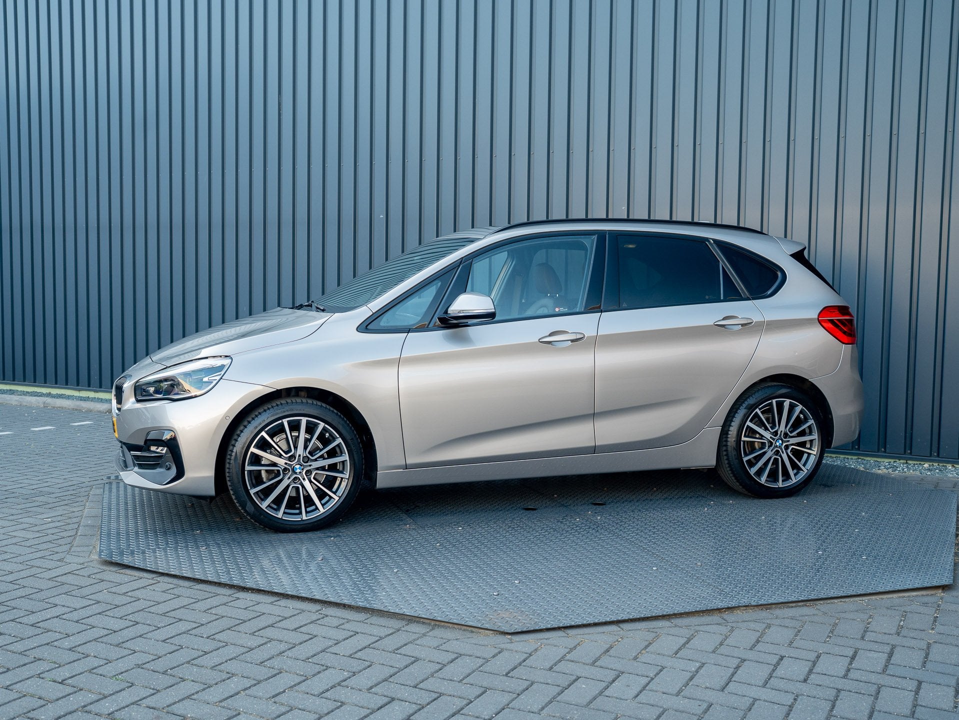 BMW 2 Serie Active Tourer 218i Business Edition Plus | Panod, Auto's, BMW, 12 maanden, 136 pk, Gebruikt, Euro 6