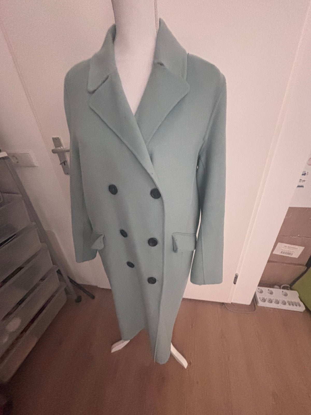 Mooie mintgroene jas, Verzenden, Zo goed als nieuw, Maat 42/44 (L), Groen