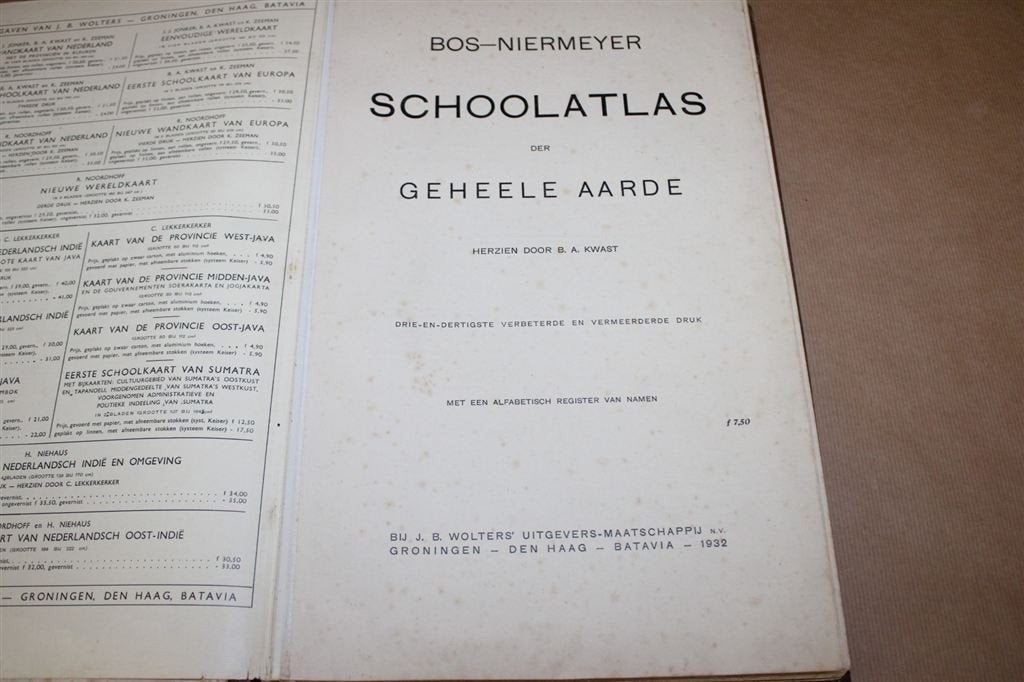 Schoolatlas der Geheele Aarde - Bos-Niemeyer 1932, Gelezen, Ophalen of Verzenden, Landkaart, 1800 tot 2000