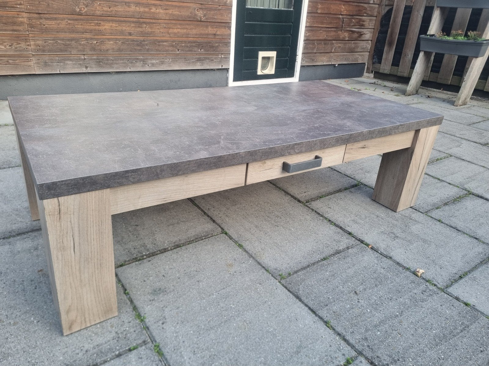 Salontafel met lade - Hout en betonlook, Huis en Inrichting, Ophalen, Gebruikt, 100 tot 150 cm, Modern, Industrieel
