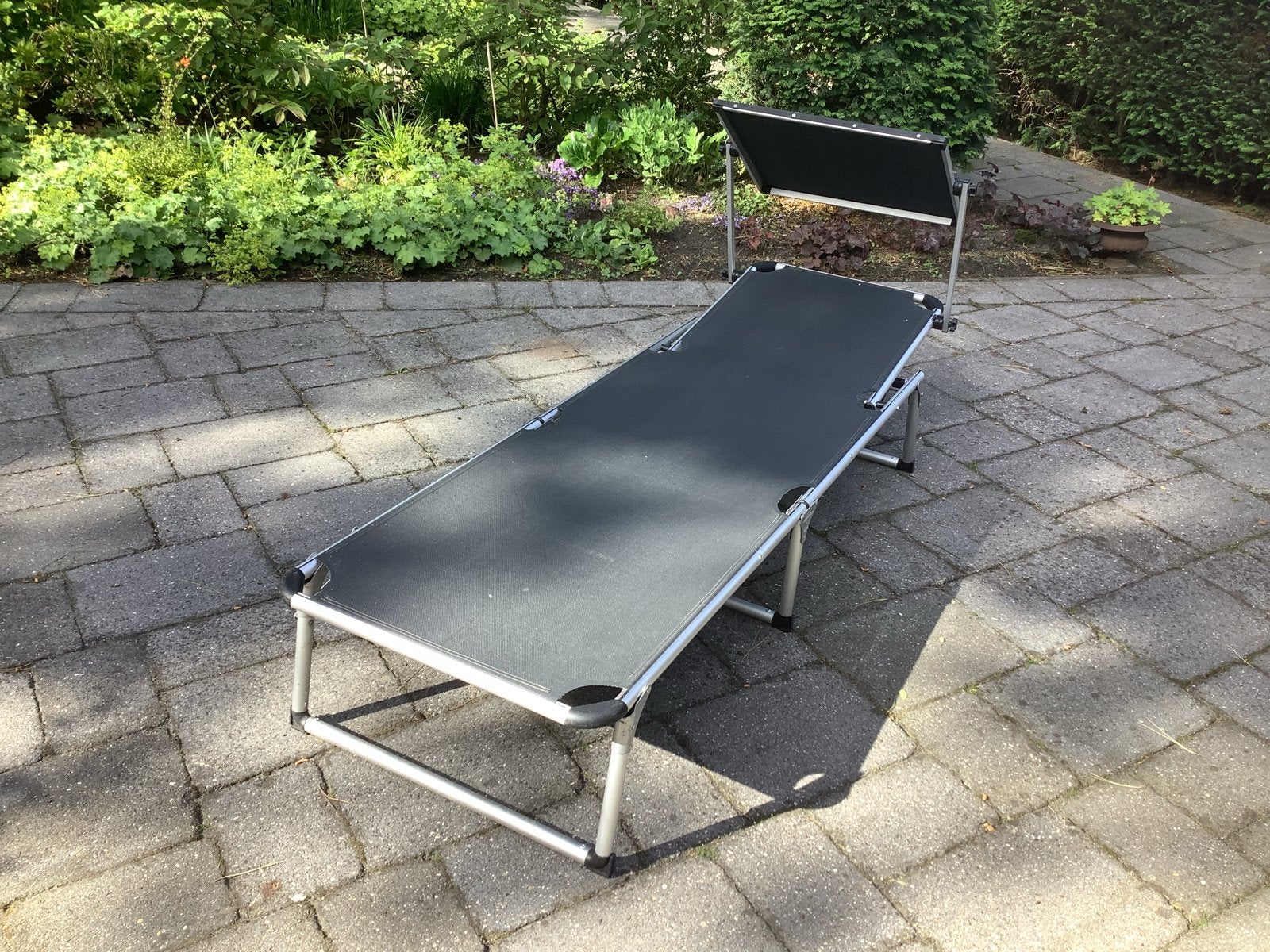 Opvouwbaar ligbed - 65x220 cm, Tuin en Terras, Ligbedden, Ophalen, Gebruikt, Aluminium, Inklapbaar