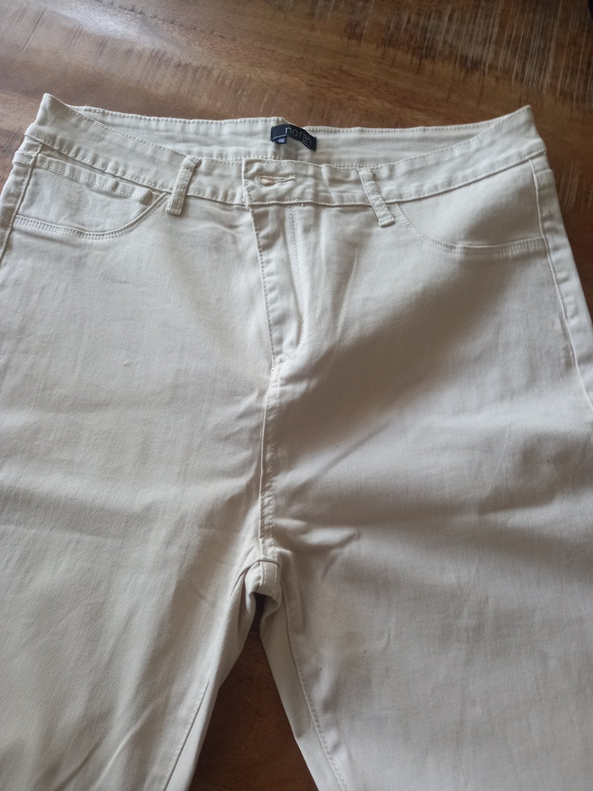 Norah crème kleurige broek maat 44, Ophalen of Verzenden, Zo goed als nieuw, Beige