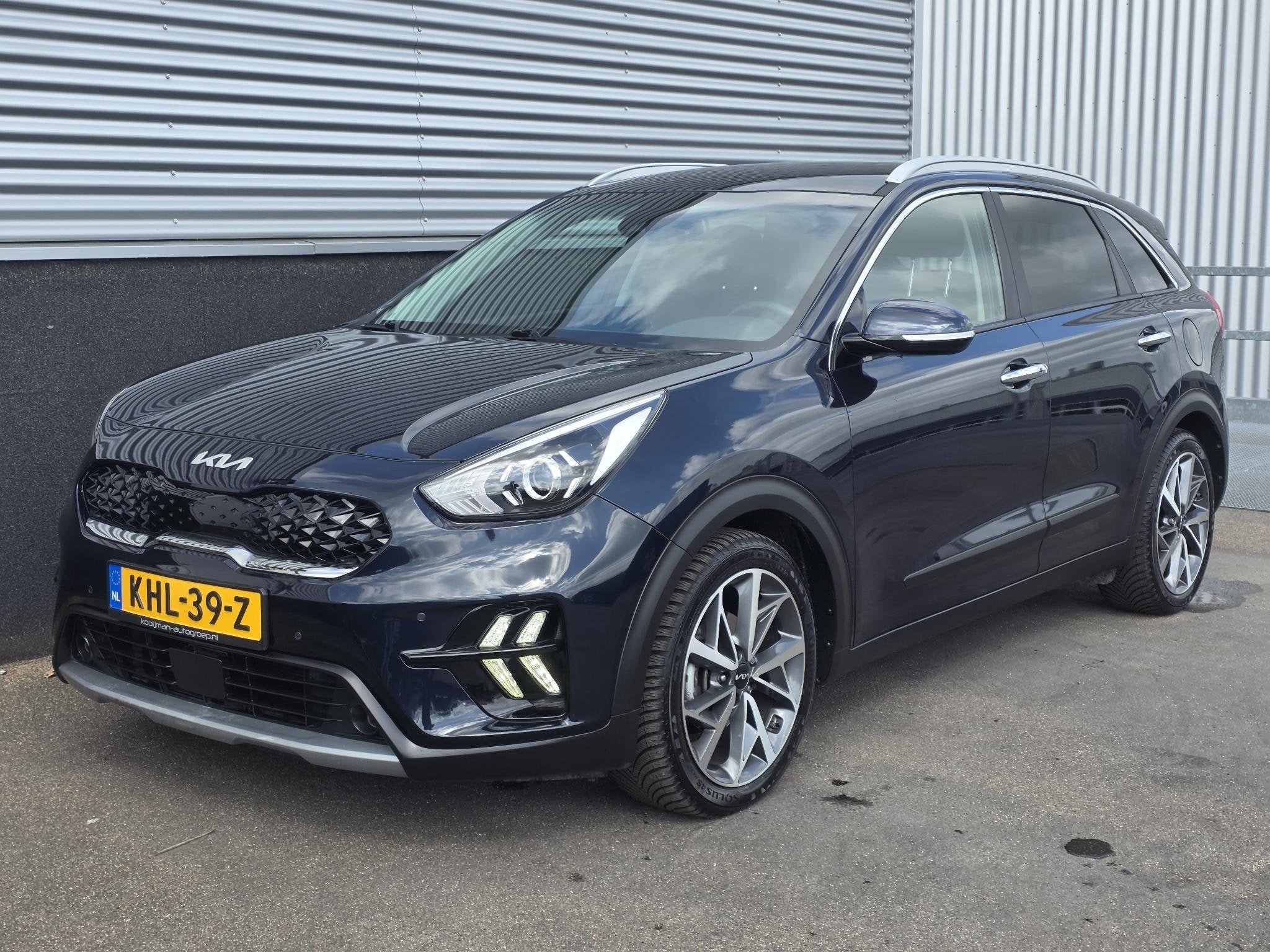 Kia Niro 1.6 GDi Hybrid DynamicLine Navigatie, Privacy glass, Dealer onderhouden, Gebruikt, Euro 6, 2 kWh