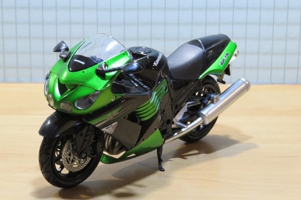 Kawasaki ZZR1400 ZX14 1:12 57433 black/green, Pirmasens, Nieuw, Ophalen of Verzenden, 1:9 t/m 1:12