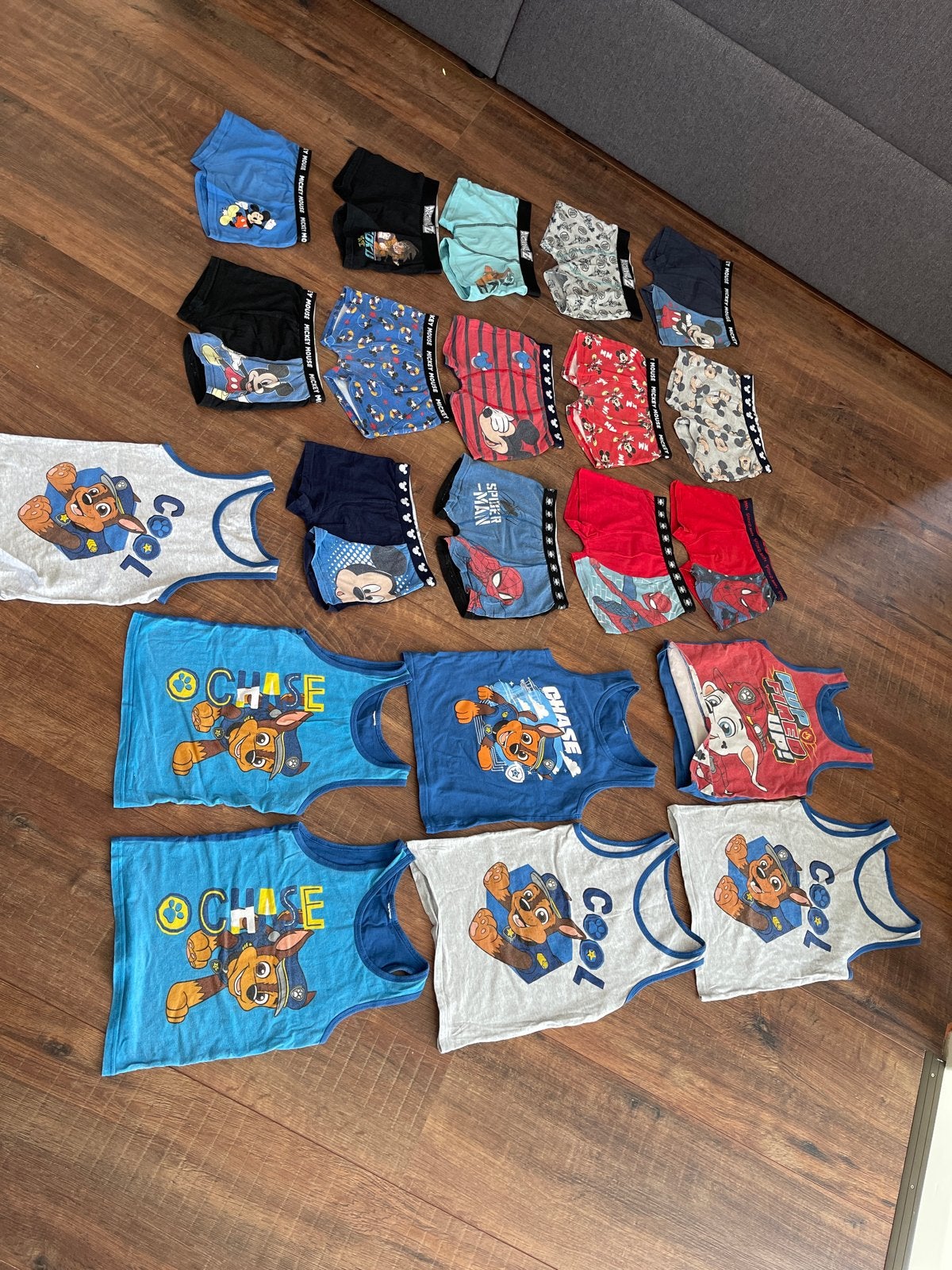 Jongens kledingpakket: ondergoed en hemdjes (maat 110/116), Ophalen, Gebruikt, Jongen, Nacht- of Onderkleding