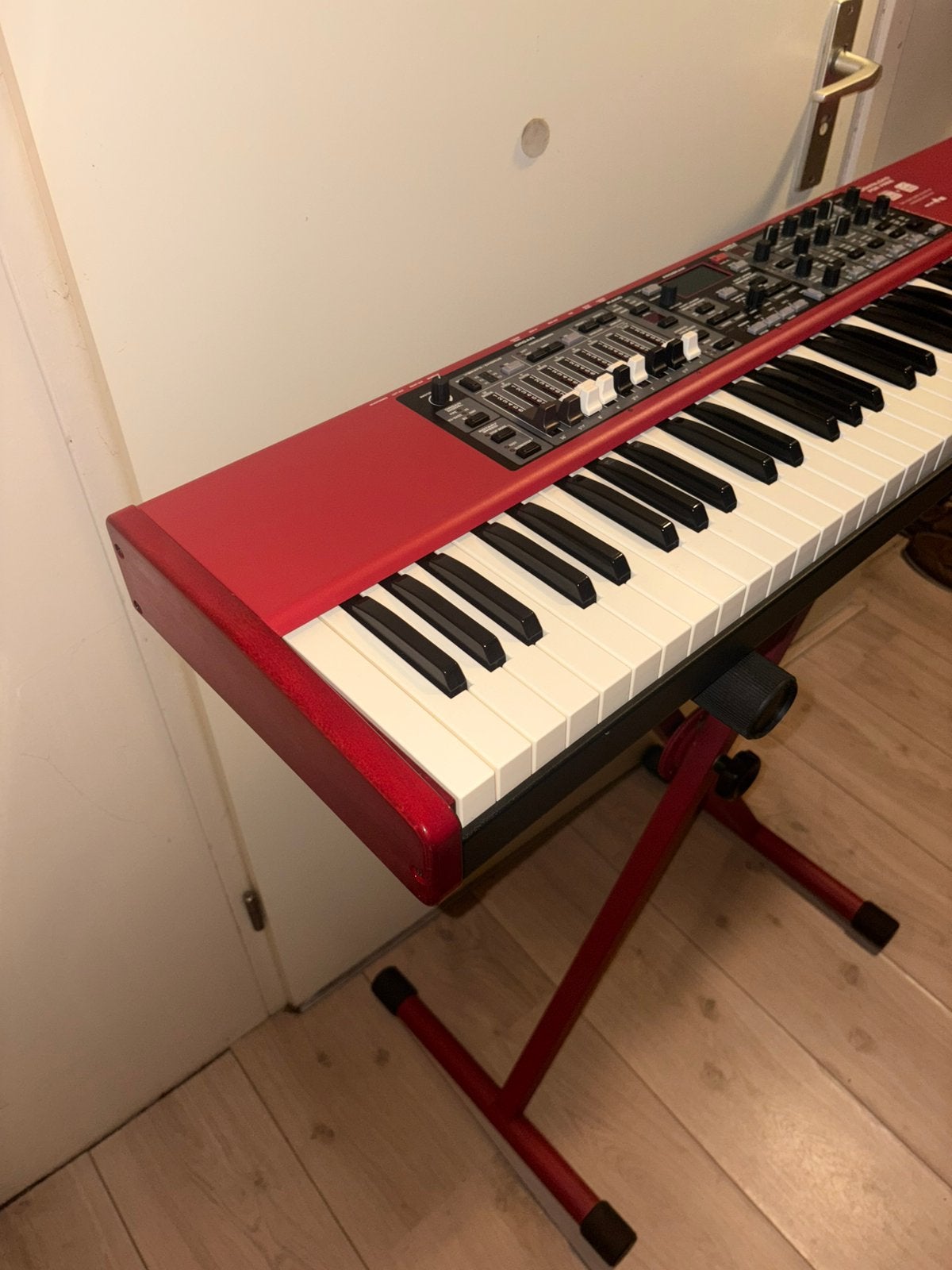 Nord Piano, 61 toetsen, Zo goed als nieuw, Midi-aansluiting, Ophalen